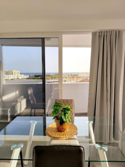 Arrecife Wifi Vistas Al Mar Apartment Exterior photo